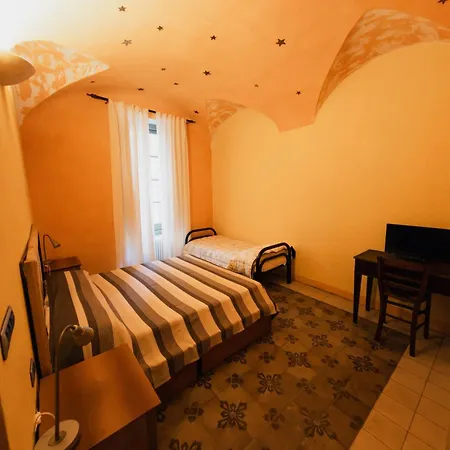 Le In Pietra Finalborgo Daire