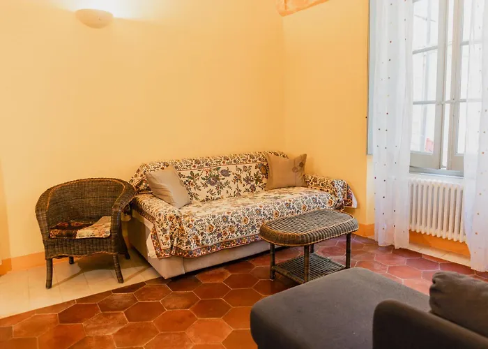 Le In Pietra Finalborgo * 피날레리구레