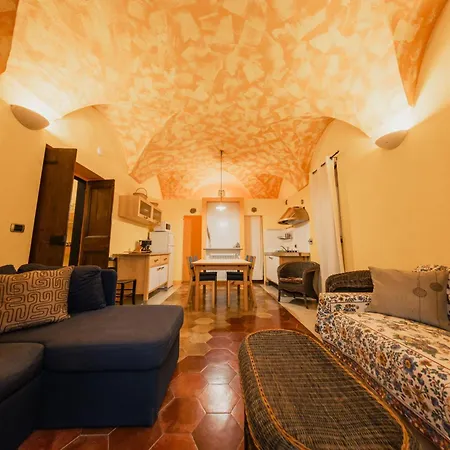 Appartement Le In Pietra Finalborgo Finale Ligure