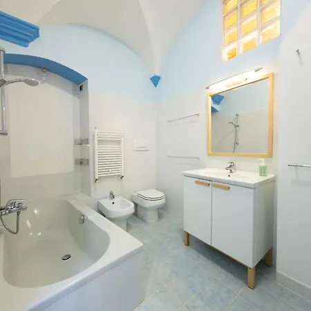 Le In Pietra Finalborgo